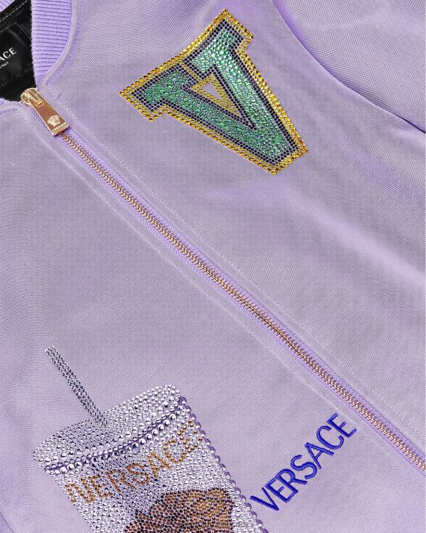 roupas P2TX2016 Versace jaqueta bomber com logo lilás crianças