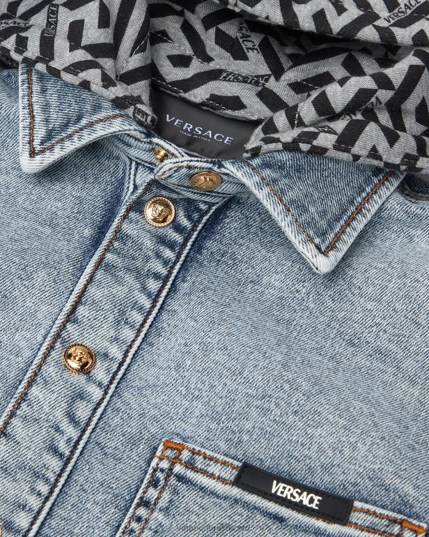 roupas P2TX2119 Versace jaqueta jeans la greca com capuz azul claro crianças
