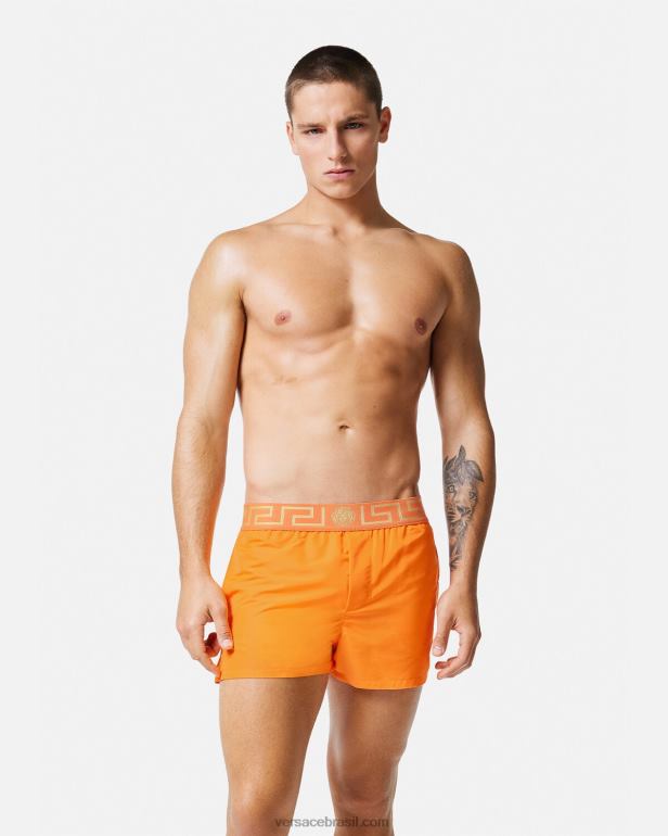 roupas íntimas e moda praia P2TX1812 Versace shorts de banho greca border laranja homens