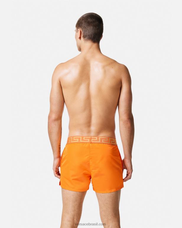 roupas íntimas e moda praia P2TX1812 Versace shorts de banho greca border laranja homens