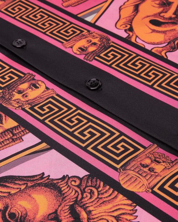 roupas P2TX1307 Versace camisa de seda le maschere rosa e estampado homens