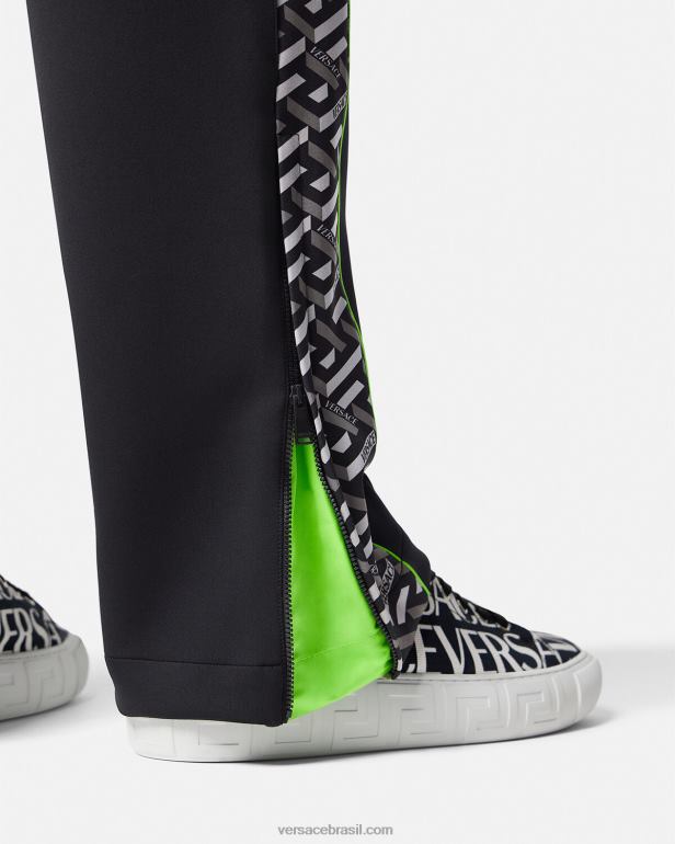 roupas P2TX1457 Versace calça esportiva de nylon la greca imprimir homens