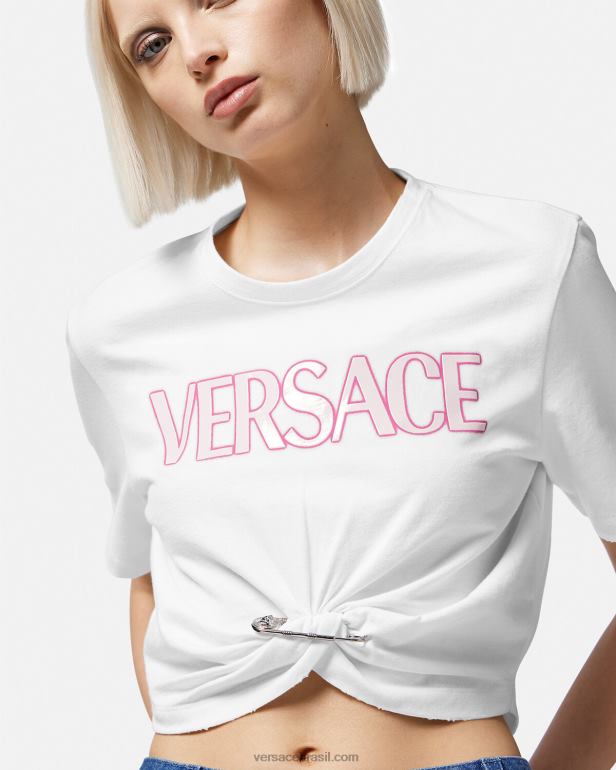 roupas P2TX138 Versace camiseta com logotipo de alfinete de segurança branco mulheres