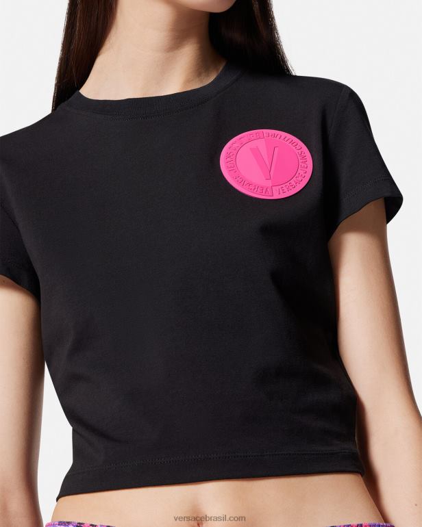 roupas P2TX2230 Versace camiseta cropped com emblema v preto mulheres